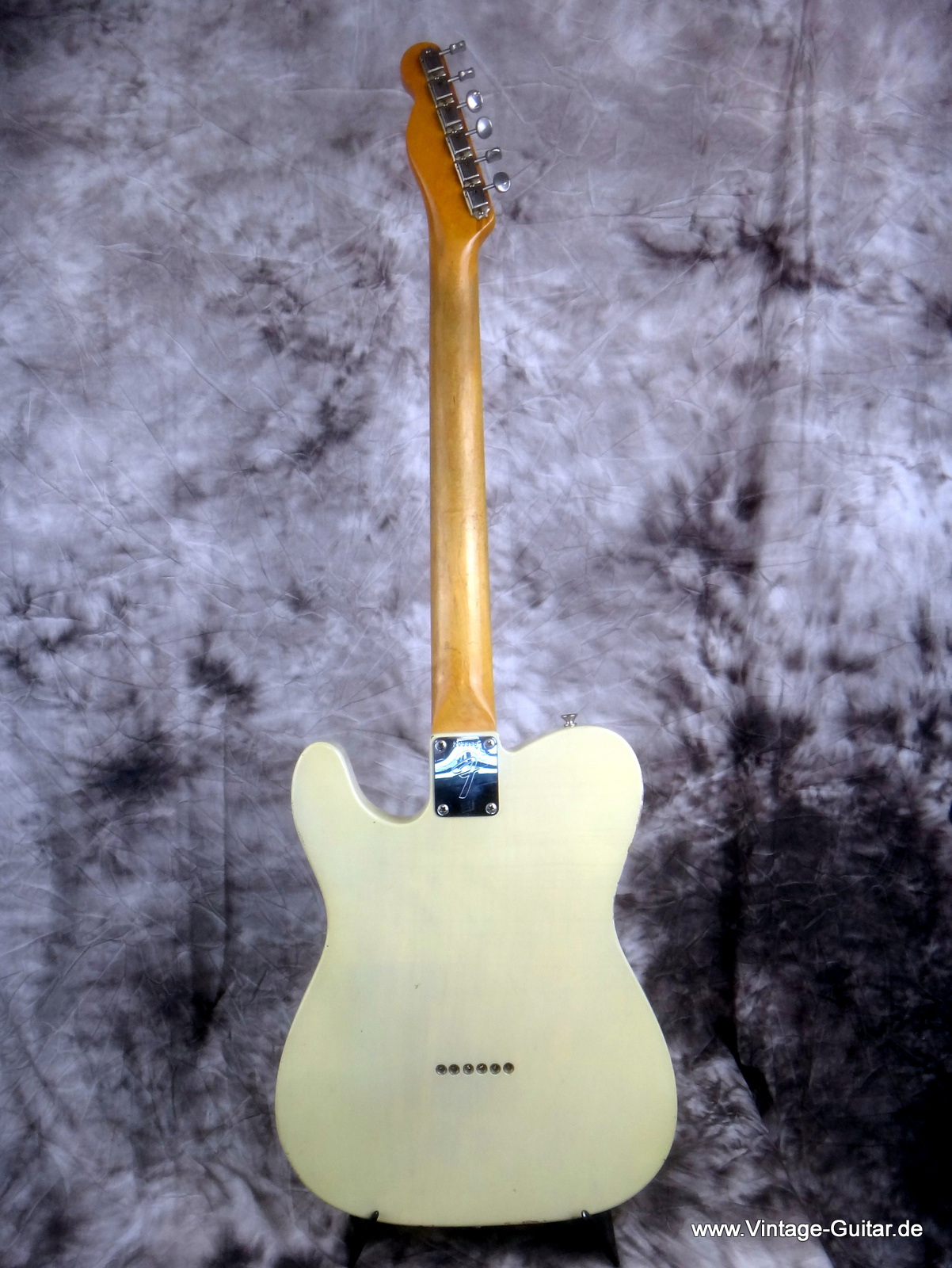 Fender_Telecaster-1966_refinished-body-004.JPG