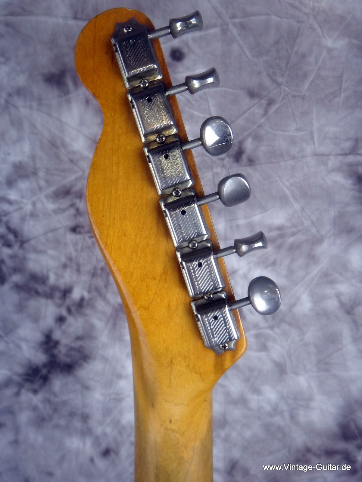 Fender_Telecaster-1966_refinished-body-006.JPG