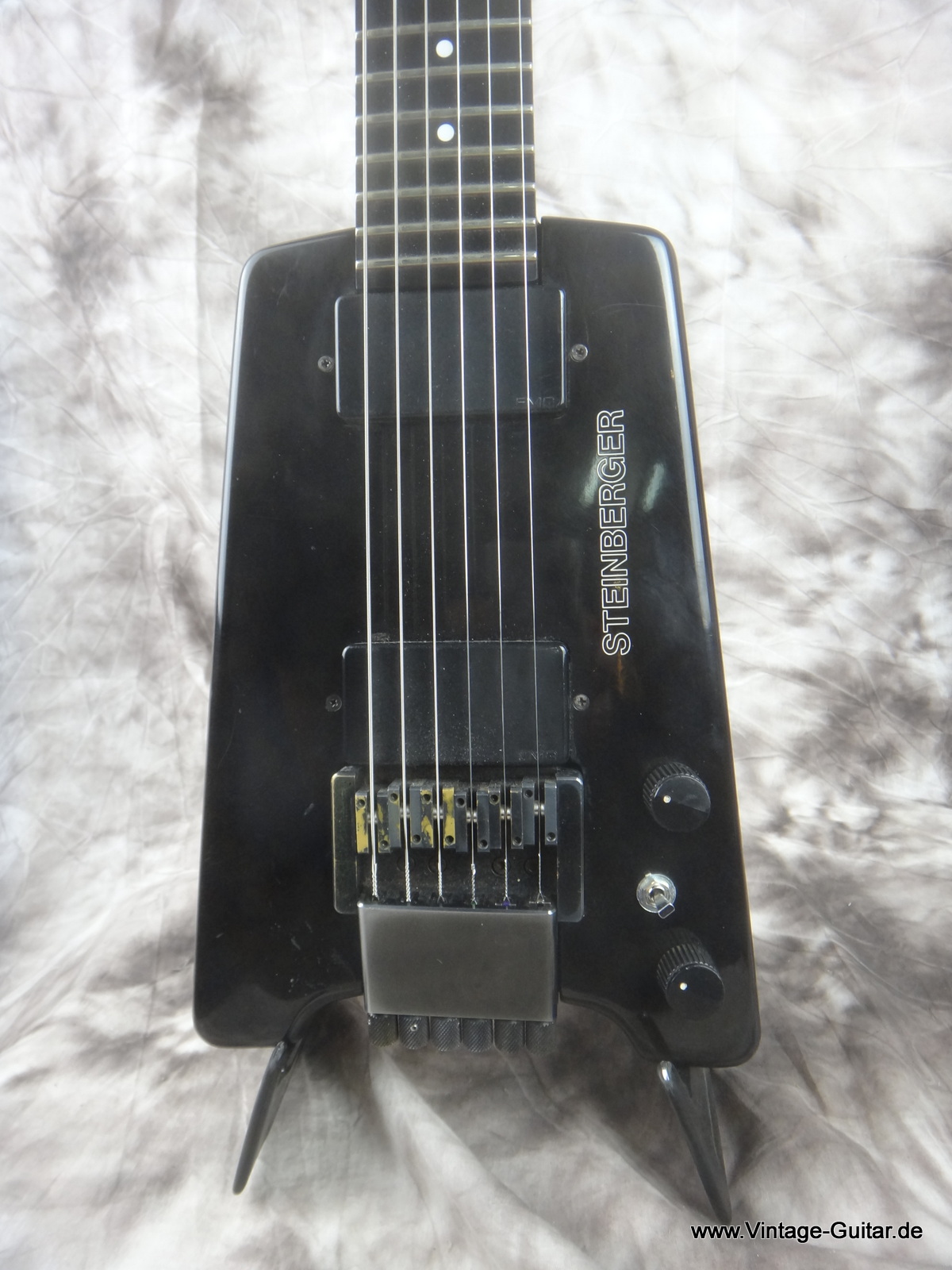 Steinberger-Guitar-hard-tail-005.JPG