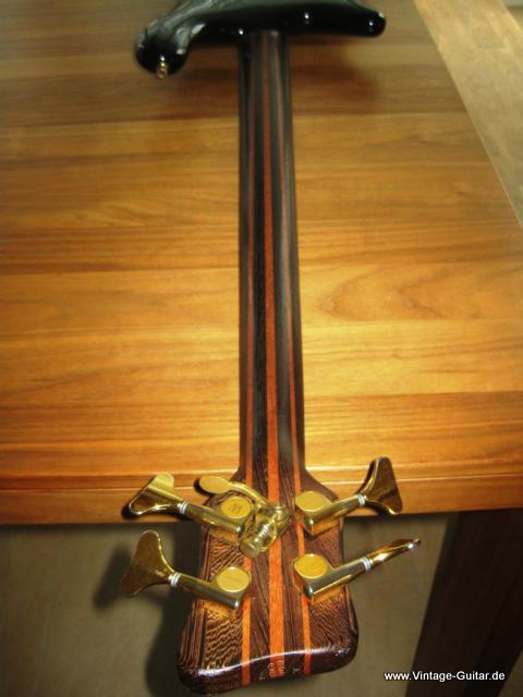 Warwick-Streamer_2_II-Bass-007.JPG