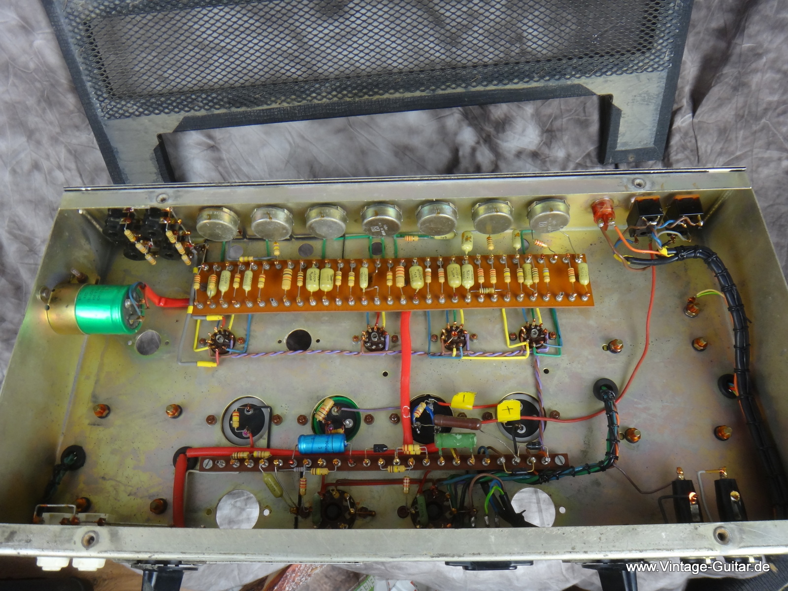 Hiiwatt_DR-503-Custom-inside-005.JPG