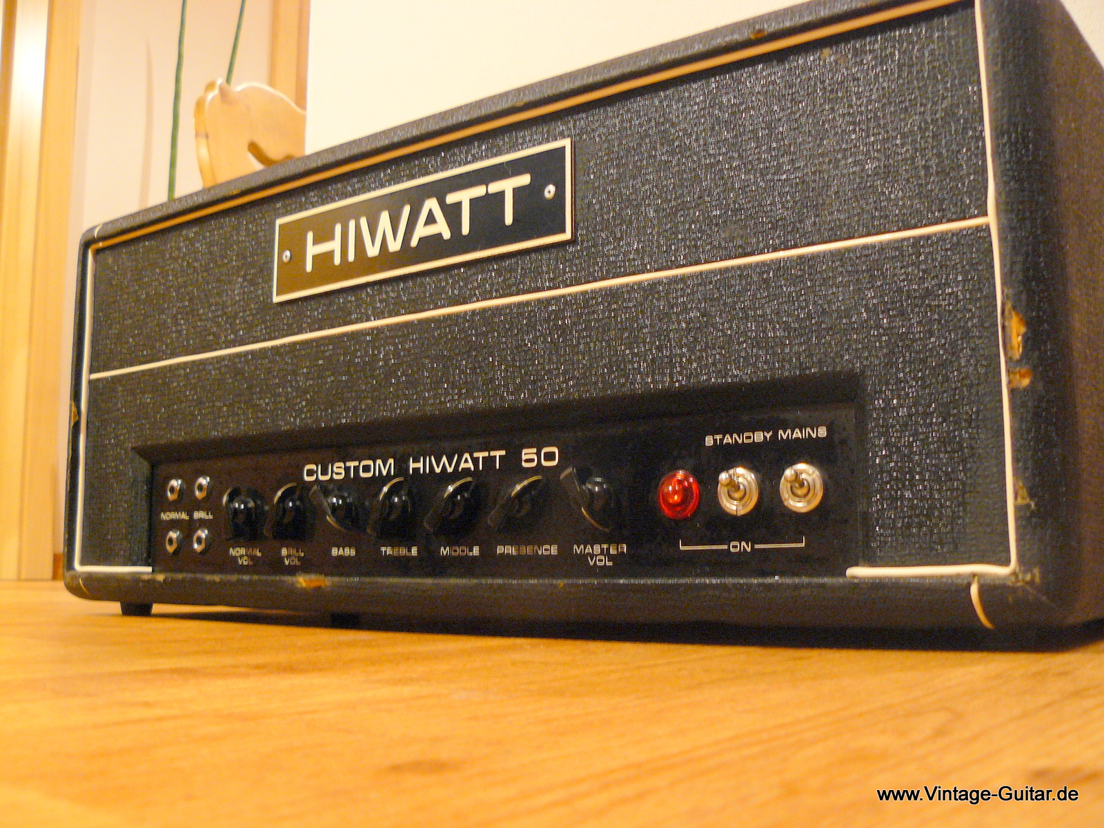 Hiwatt_DR-504-Custom-50_1974-002.JPG