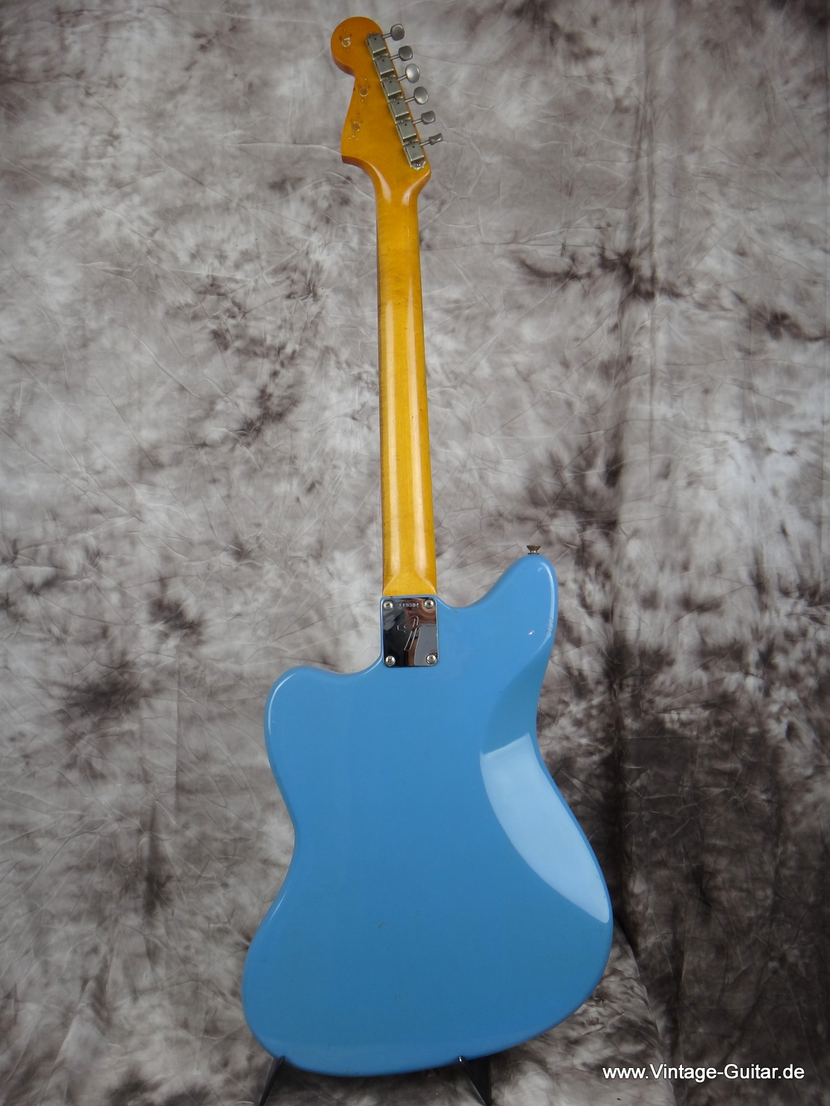 Fender_Jazzmaster-1966_blue-refinished-003.JPG