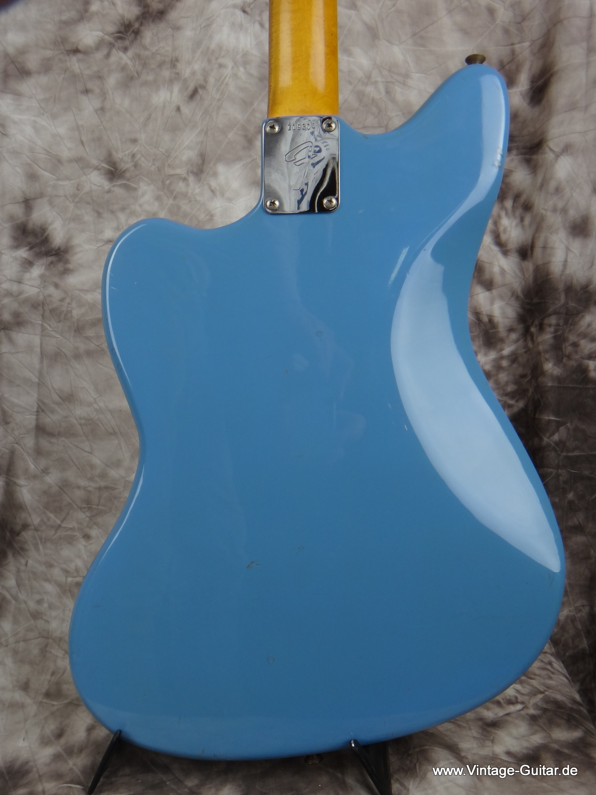 Fender_Jazzmaster-1966_blue-refinished-004.JPG