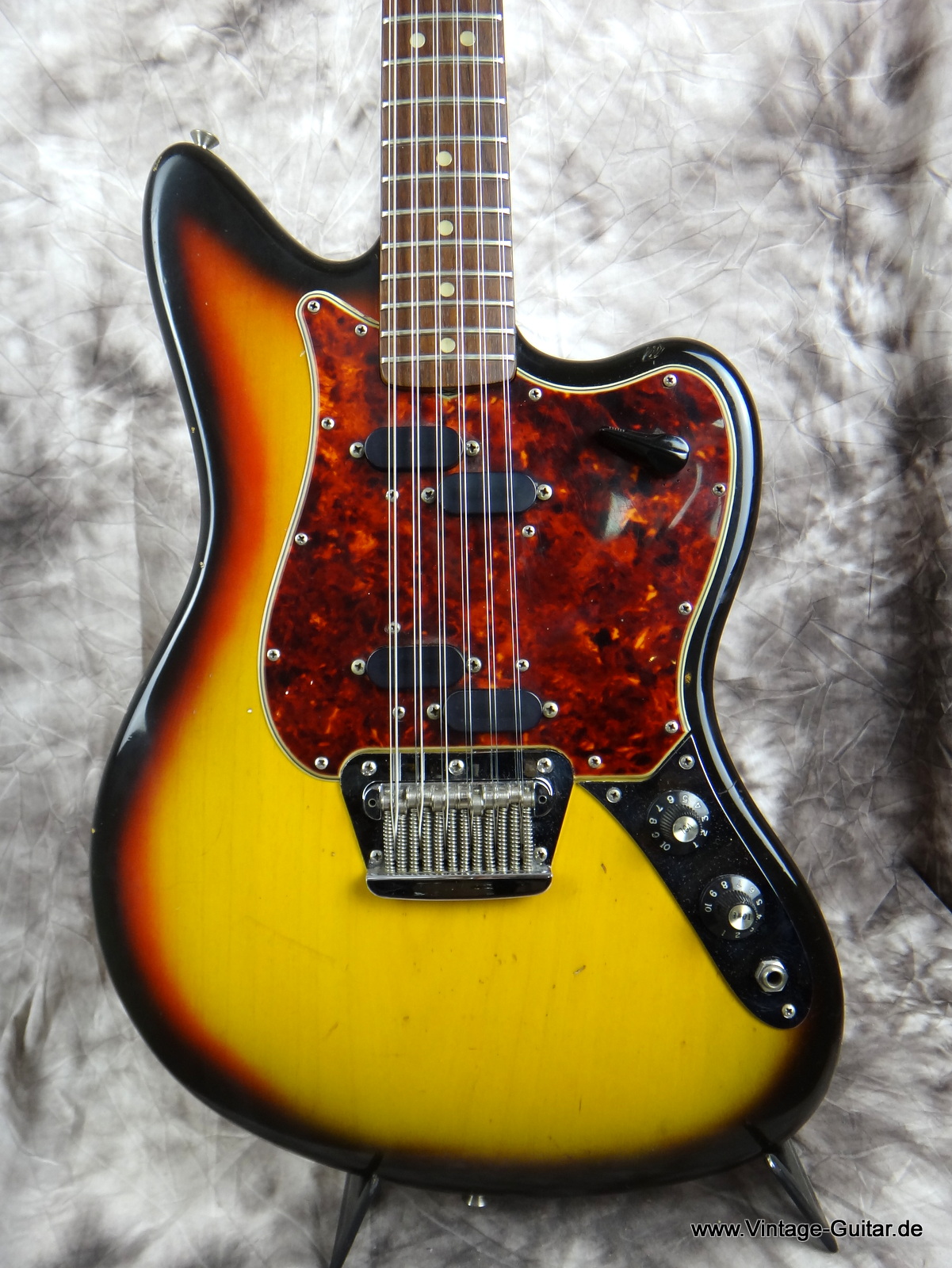 Fender-Electric-XXII-12-string-guitar-1966-sunburst-011.JPG