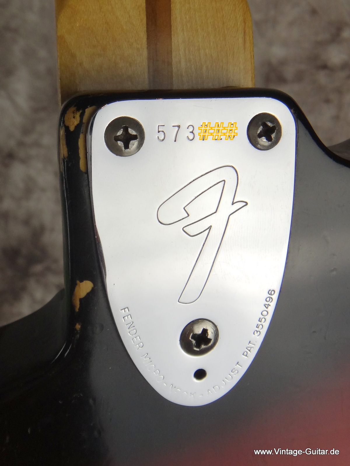 Fender_Stratocaster_1974-sunburst-016.JPG