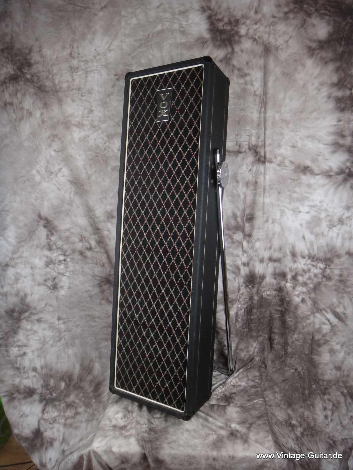 Vox-PA-Cabinets-Grenadier-V1091-LS40-003.JPG