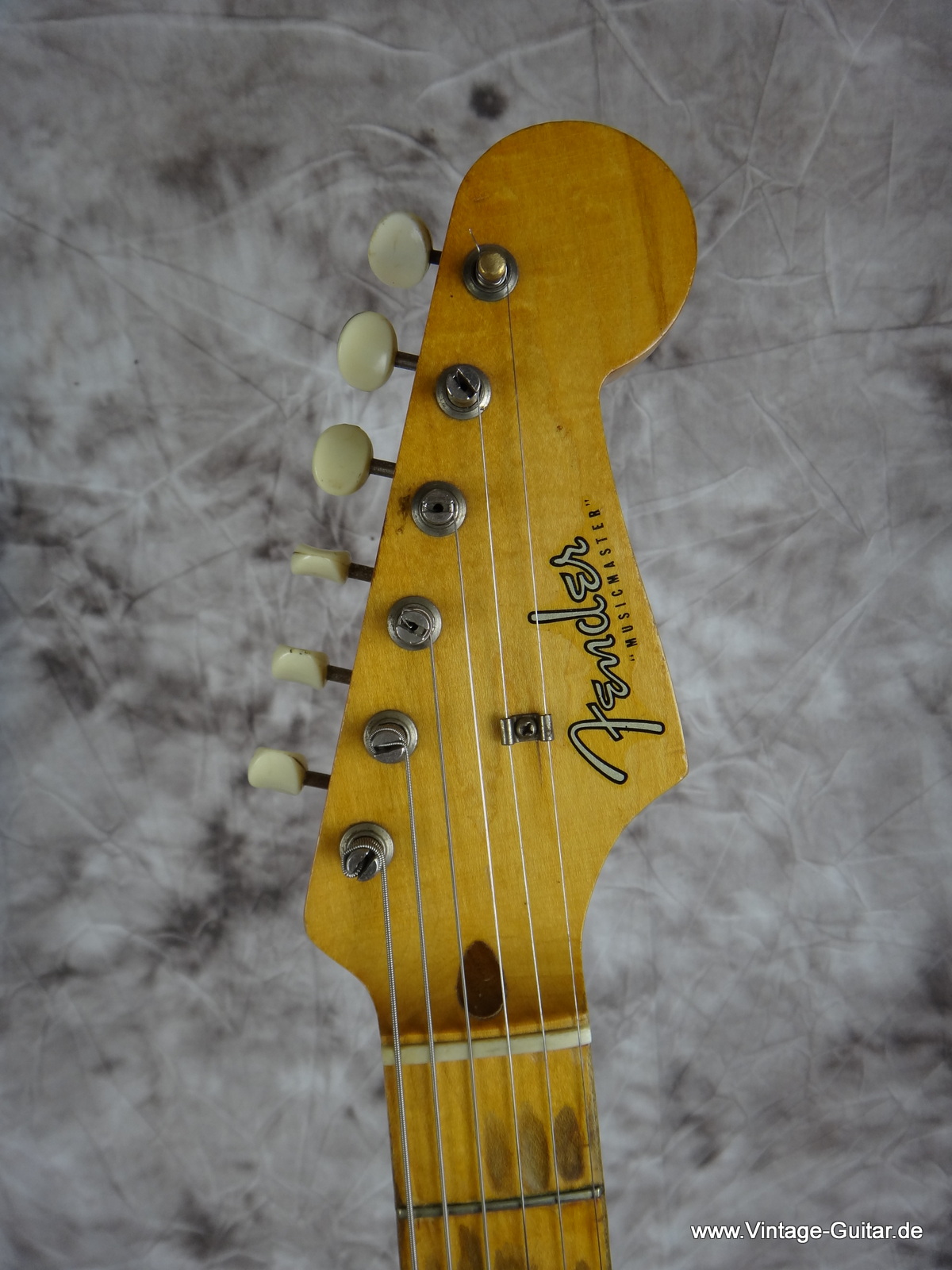 Fender_Musicmaster-1956-003.JPG
