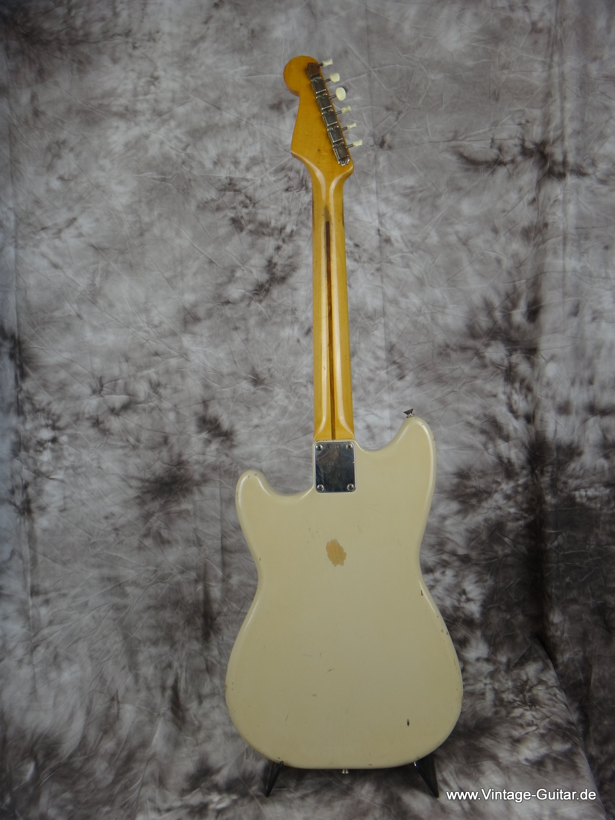 Fender_Musicmaster-1956-005.JPG