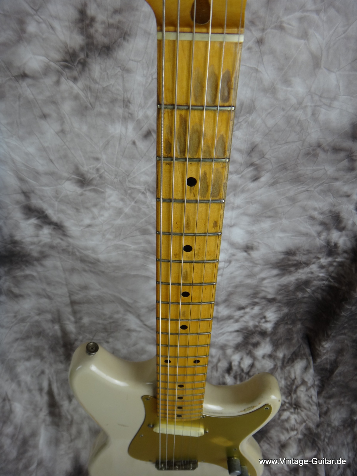 Fender_Musicmaster-1956-006.JPG