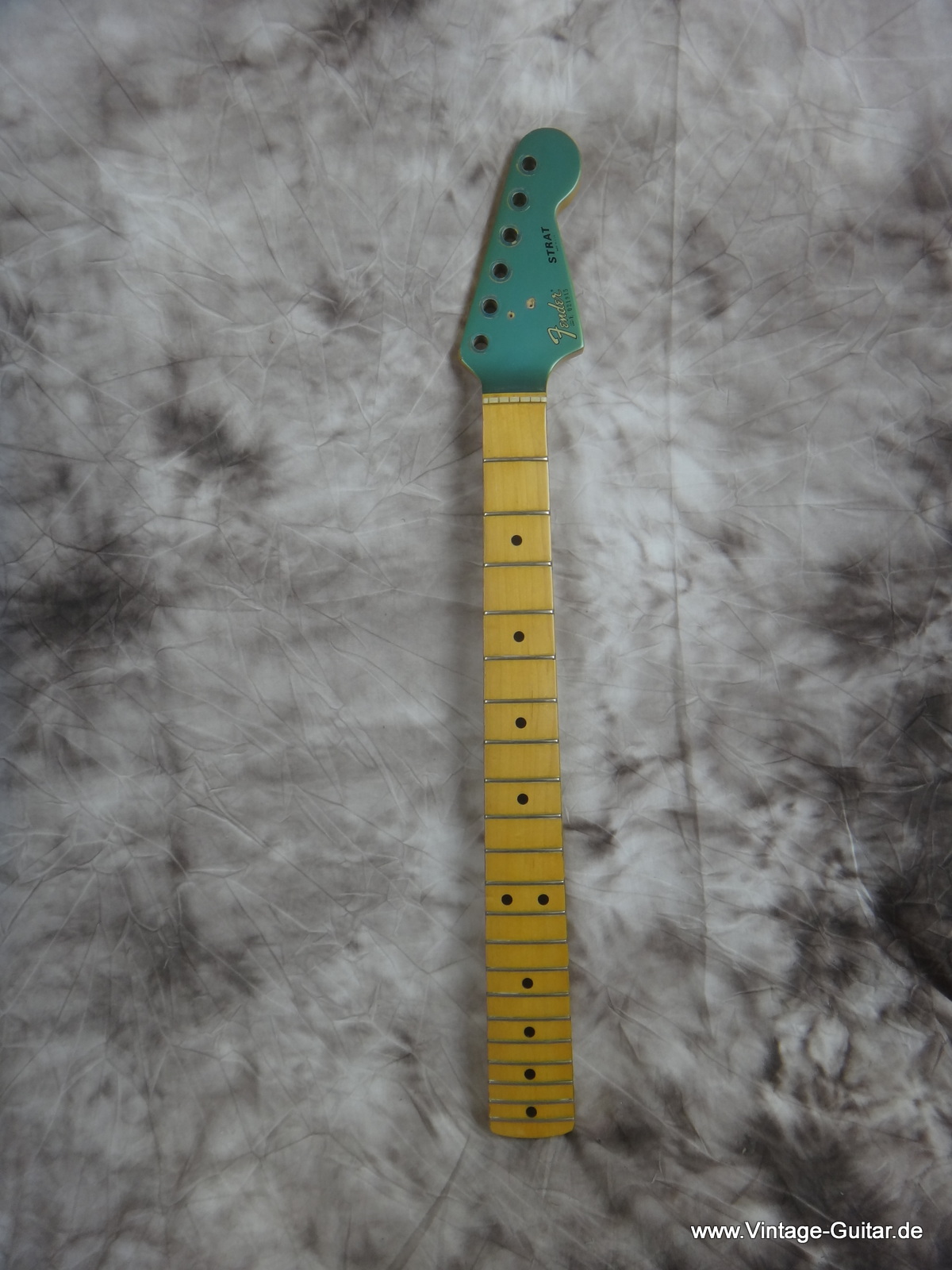 Fender-The-Strat-Neck-1982.JPG