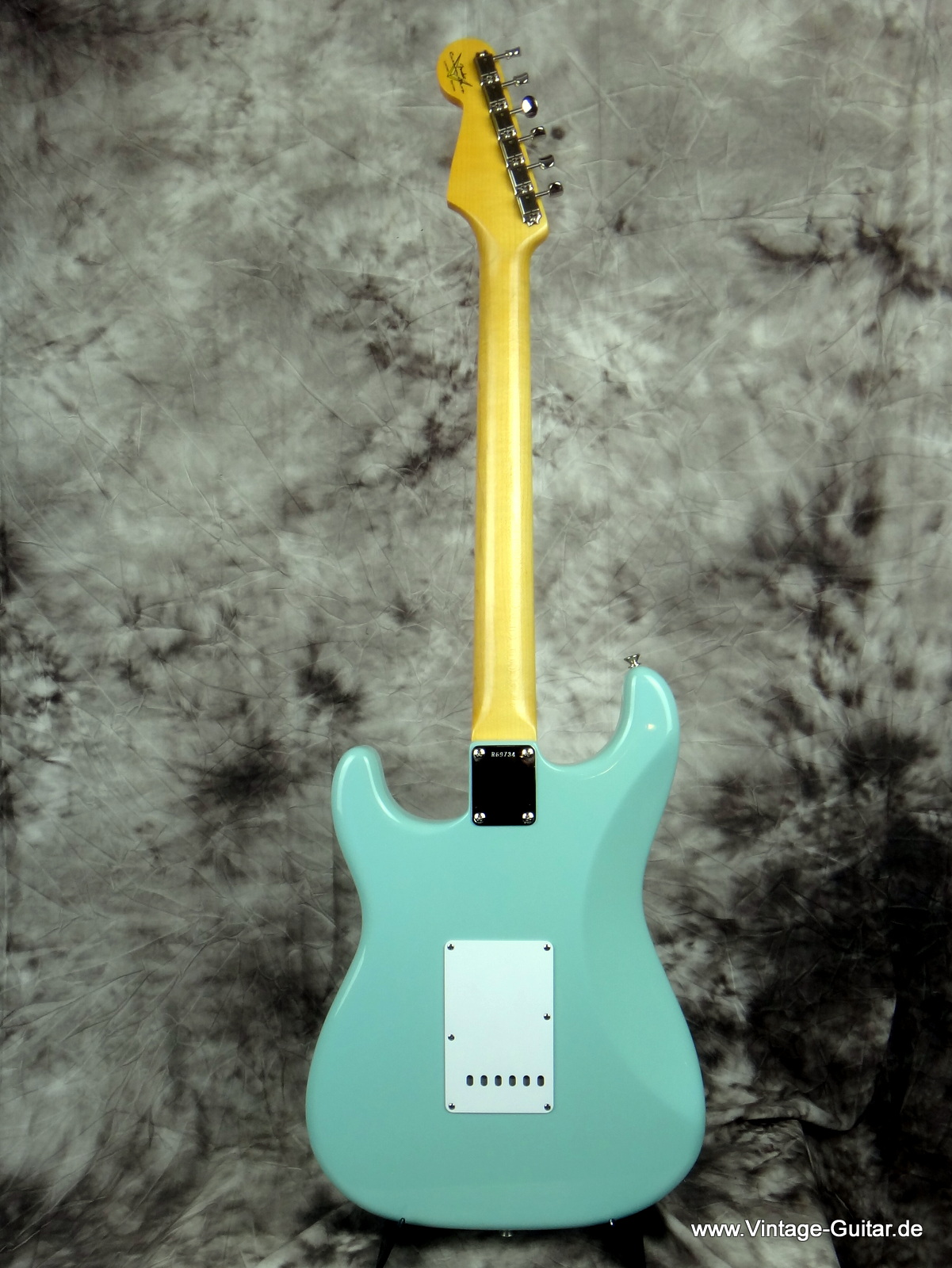 Fender-Stratocaster-1963-Reissue-sonic-blue-Custom-Shop-NOS-003.JPG