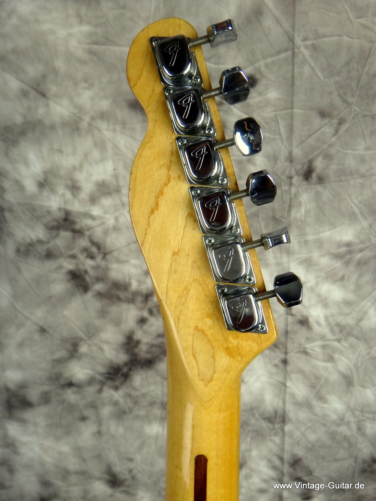Fender_Telecaster-1972-blonde-006.JPG