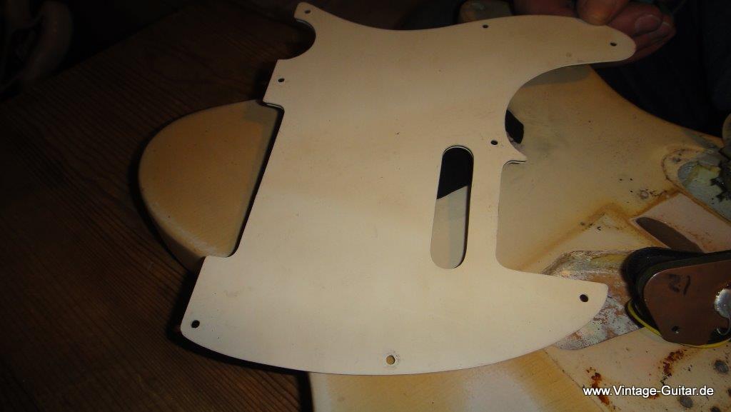 Fender_Telecaster-1972-blonde-014.JPG