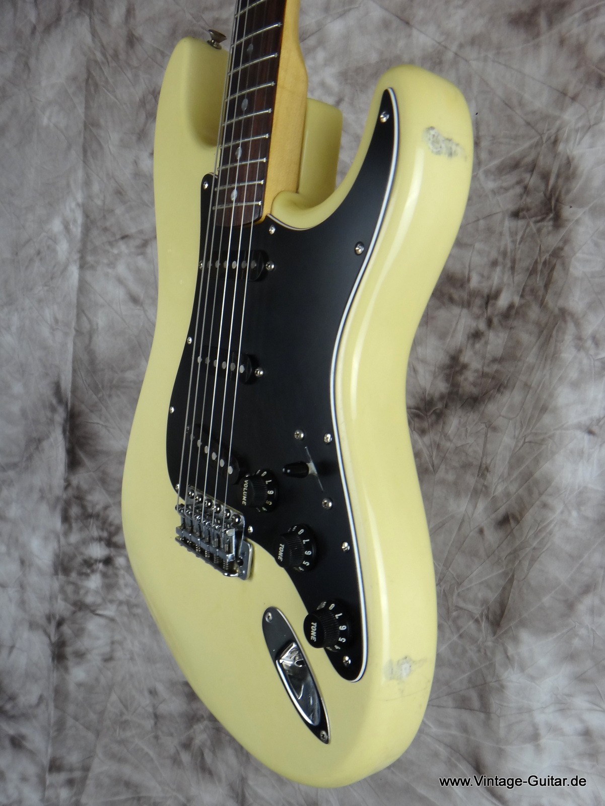 Fender_Stratocaster-1980-olympic_white-010.JPG
