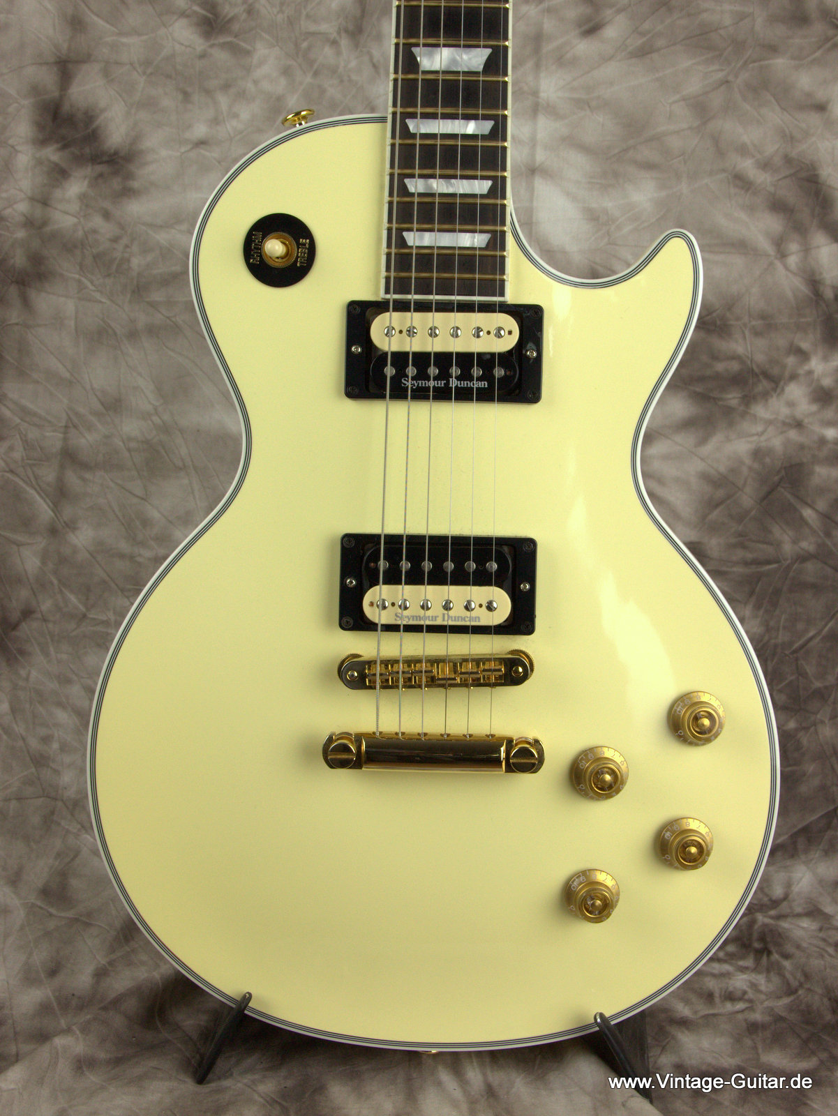 Gibson_Les-Paul_Standard-Billy-Morrisson-2011-003.jpg