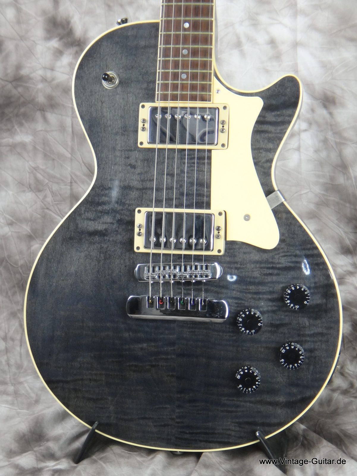 Heritage-H-150-Les-Paul-trans-grey-002.JPG