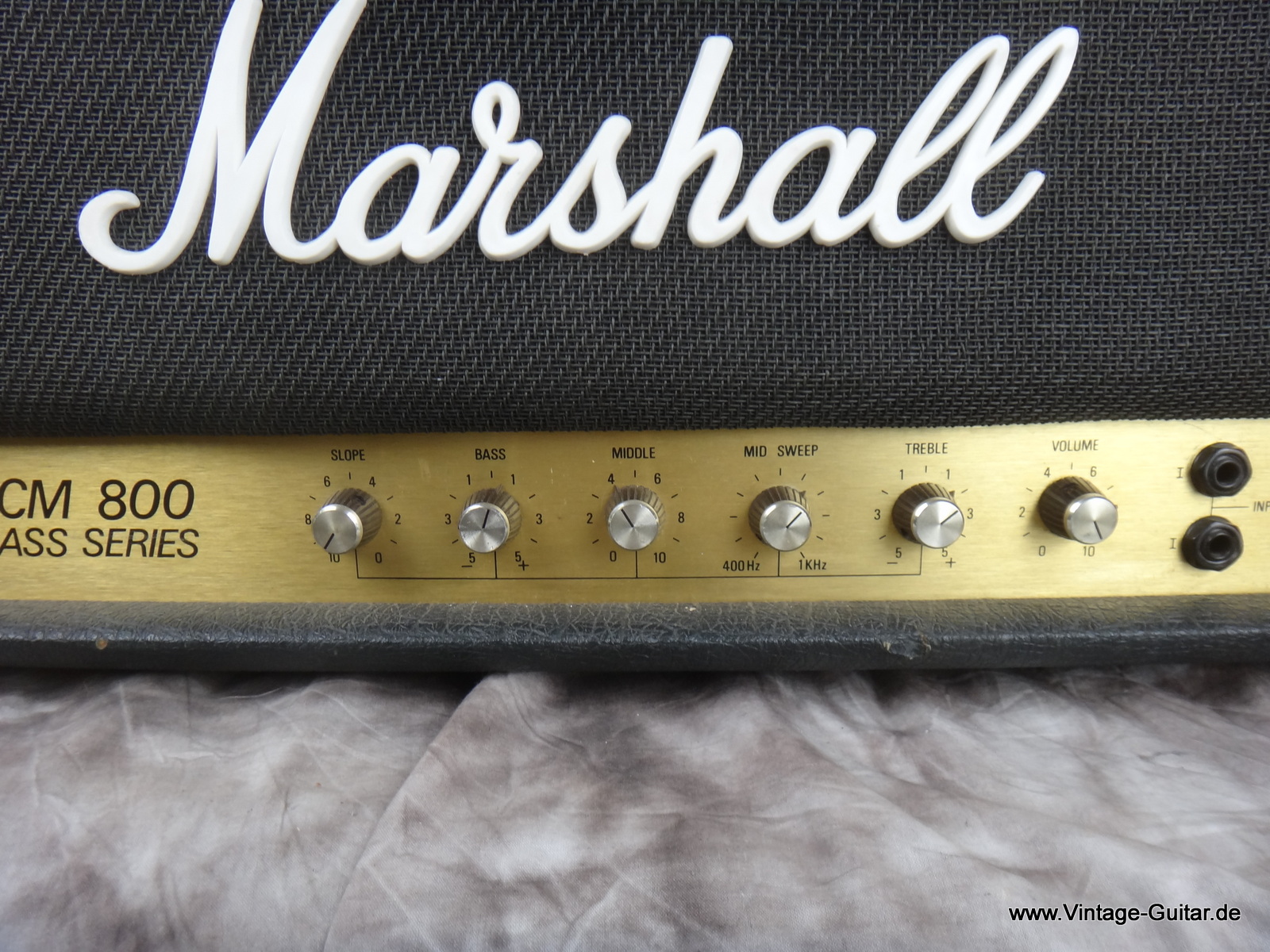 Marshall-Super-Bass-100_MK-II-1983-004.JPG