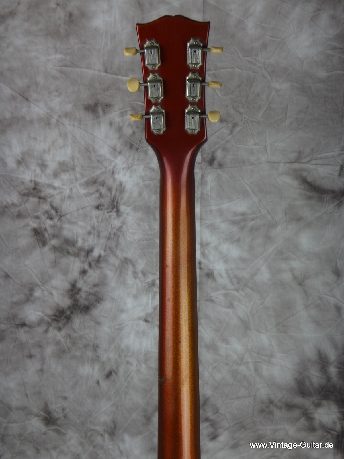 Gibson-ES-330-burgundy-metallic-1973.JPG