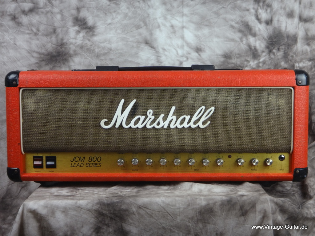 Marshall_JCM-800_red-model-2210-001.JPG
