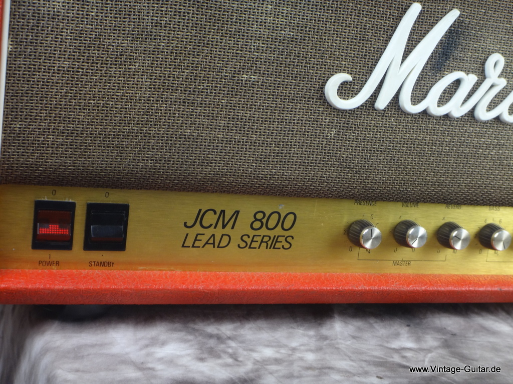 Marshall_JCM-800_red-model-2210-003.JPG