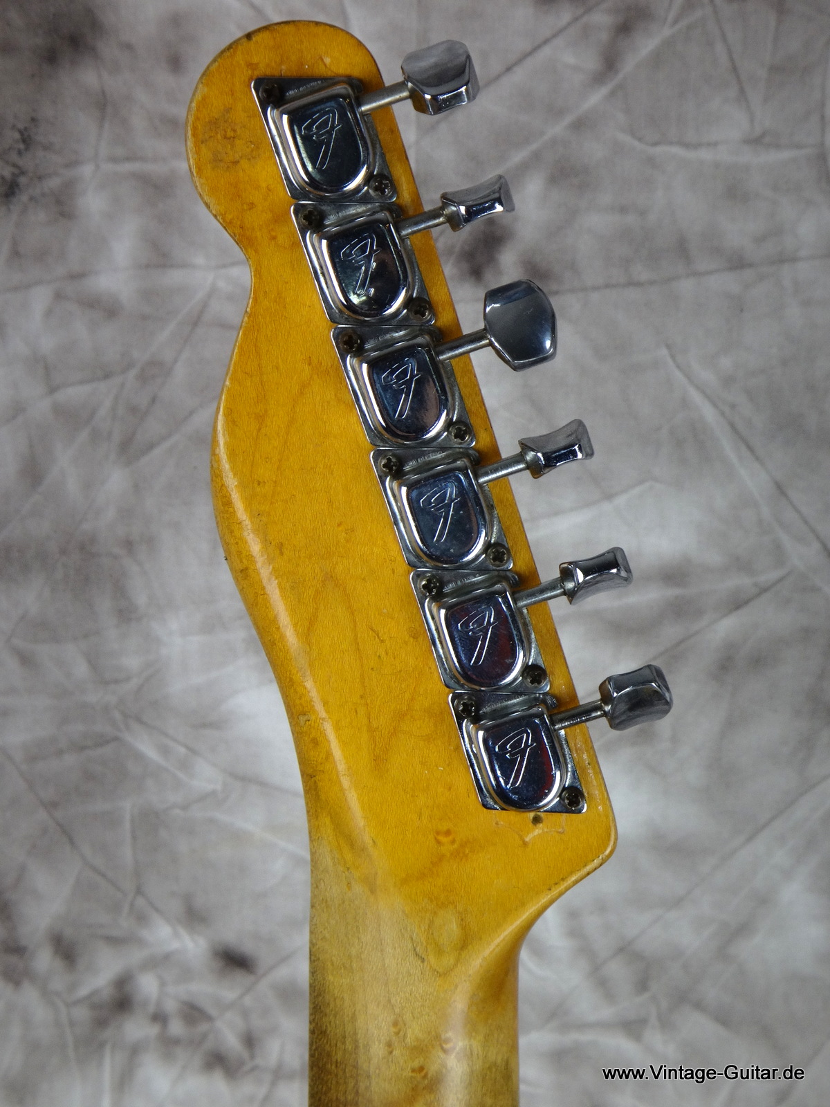 Fender_Telecaster_1968_olympic-White_1968-006.JPG