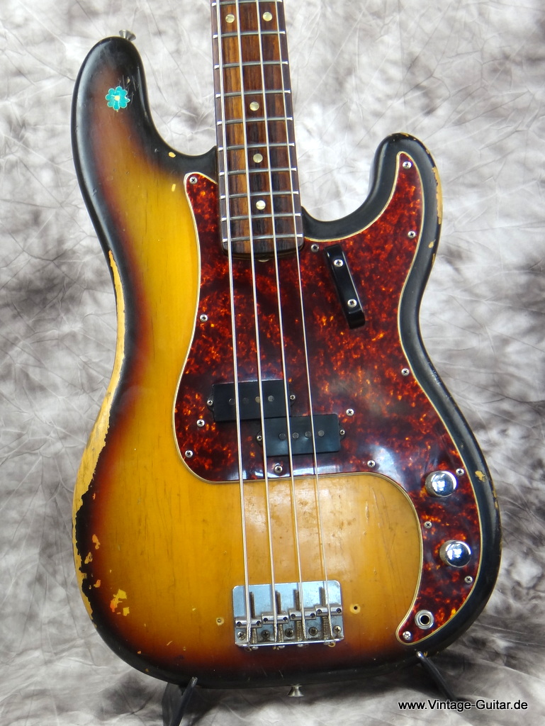 Fender-Precision_Bass_1968-002.JPG
