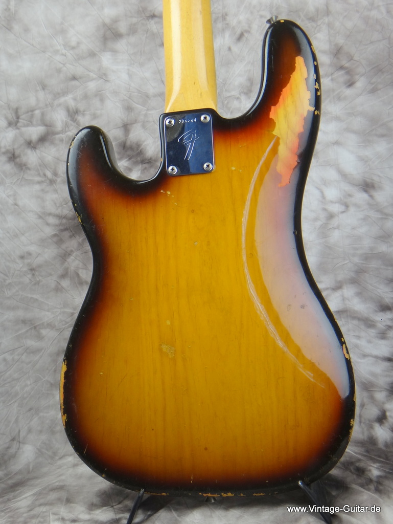 Fender-Precision_Bass_1968-004.JPG