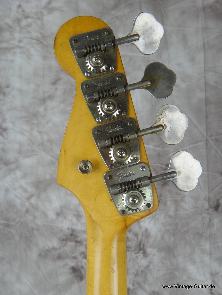 Fender-Precision_Bass_1968-006.JPG