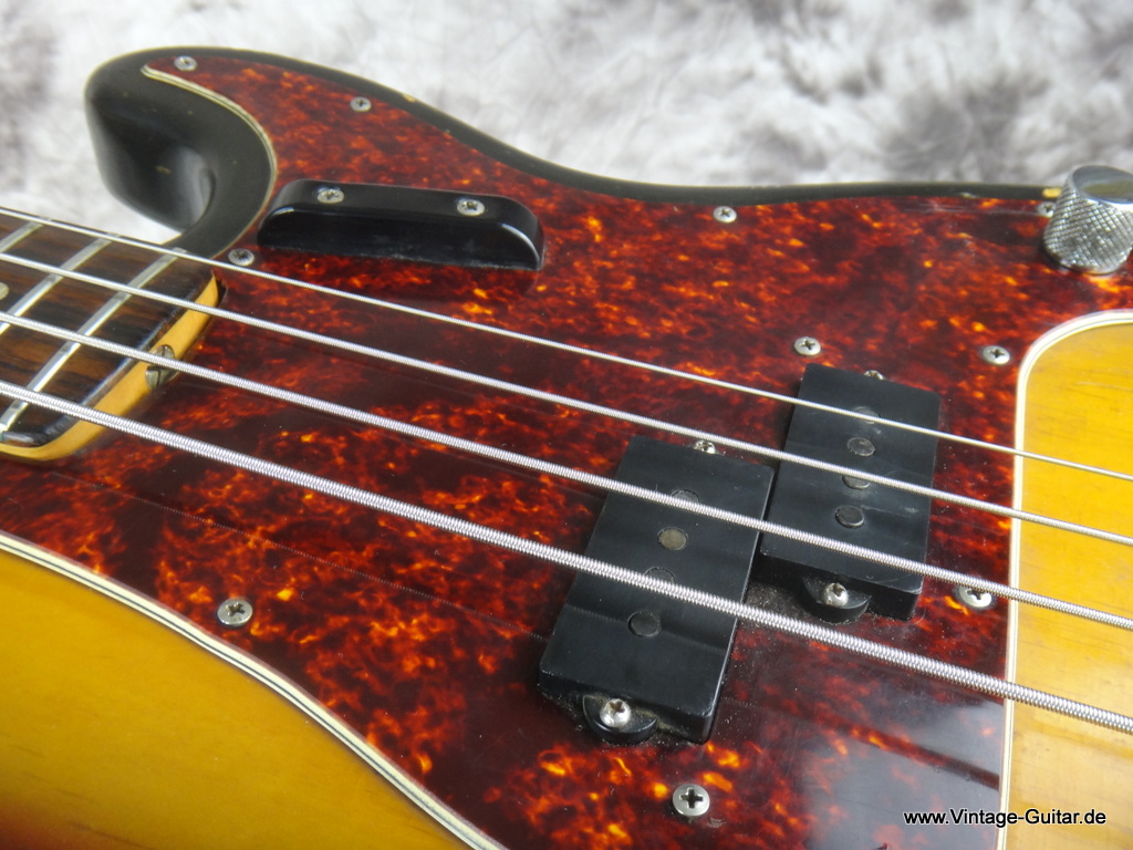 Fender-Precision_Bass_1968-010.JPG