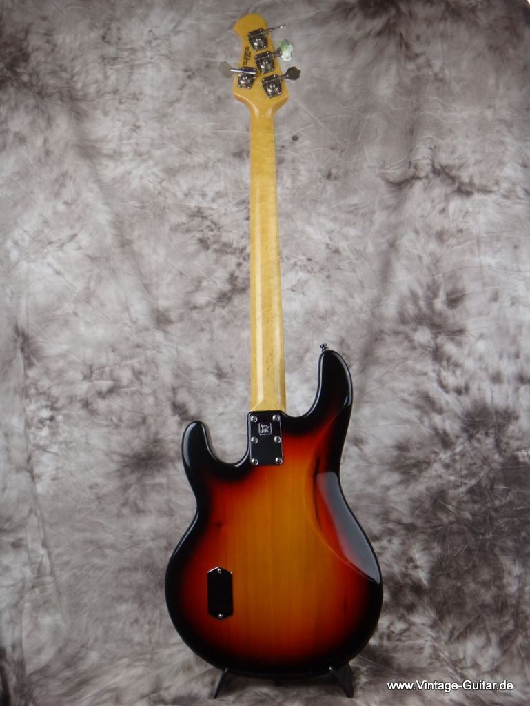 Musicman-Stingray_sunburst_1991-003.JPG