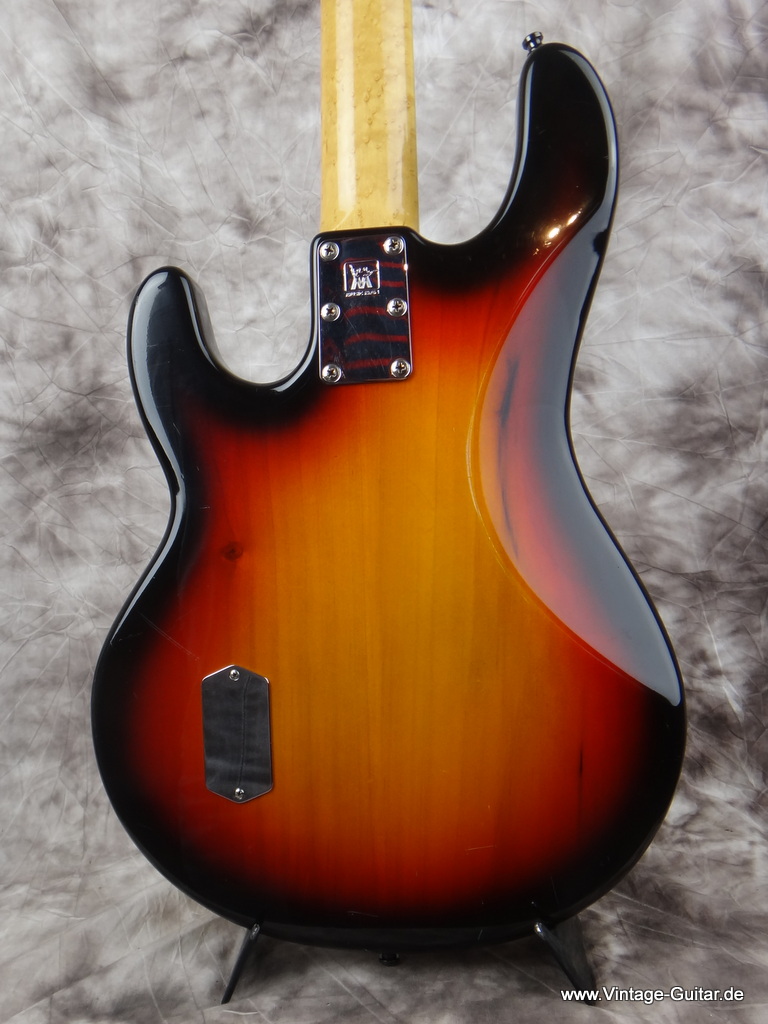 Musicman-Stingray_sunburst_1991-004.JPG