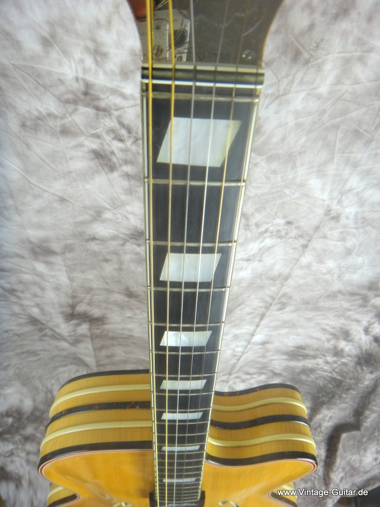 img/vintage/2004/Arthur-Lang-Guitar-Germany-014.JPG