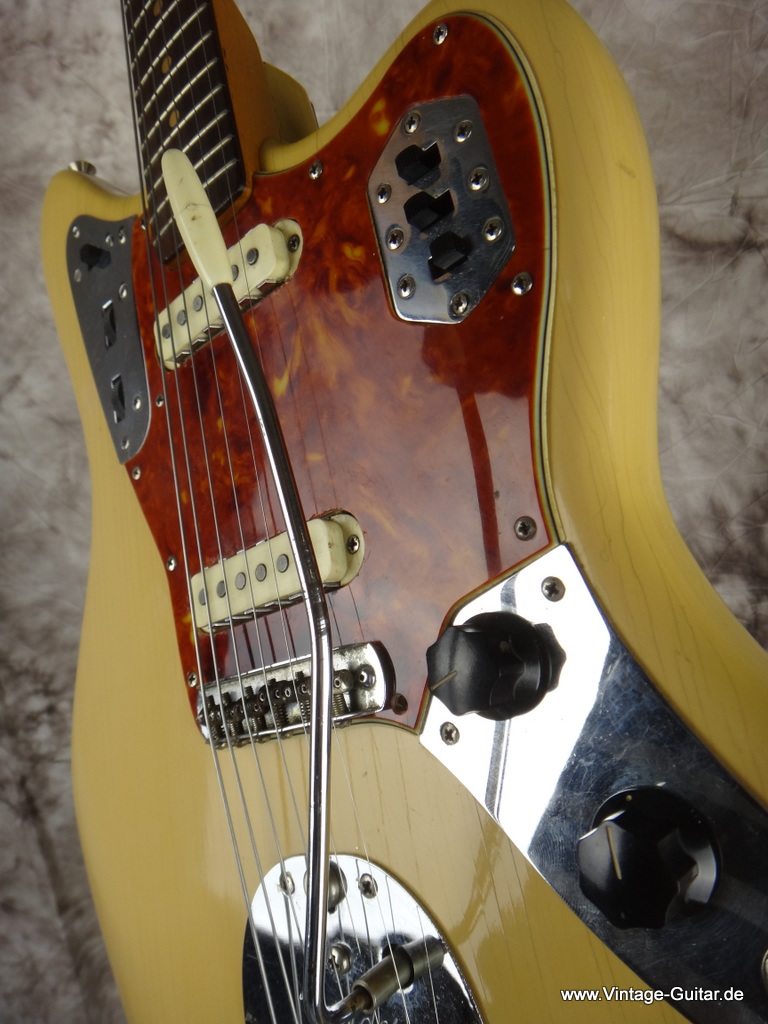 Fender_Jaguar_1963-desert-sand-009.JPG