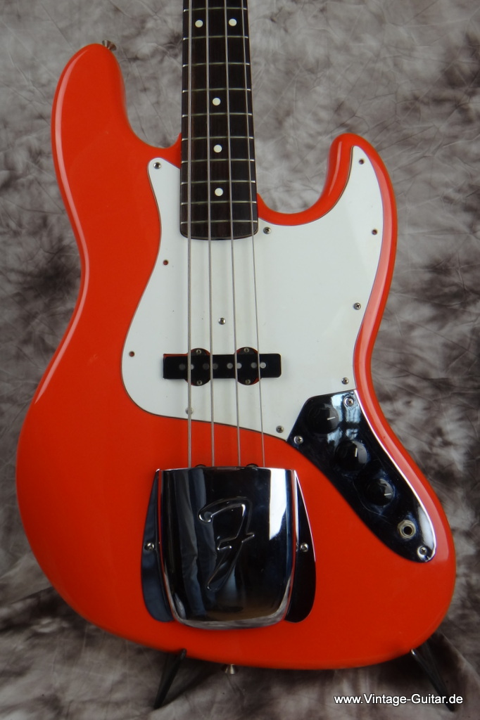 Fender-Squier-Jazz-Bass-fiesta-red-Hollies-Eric-Haydock-002.JPG
