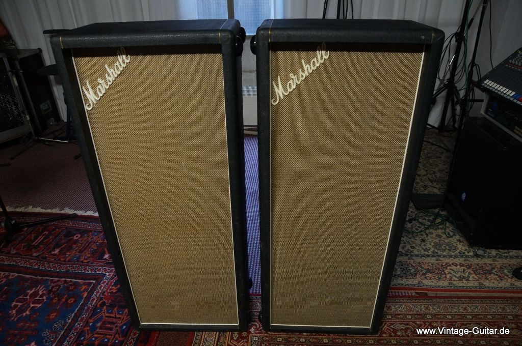 Marshall-1969-4x12-Speaker-Columns-1970-001.JPG