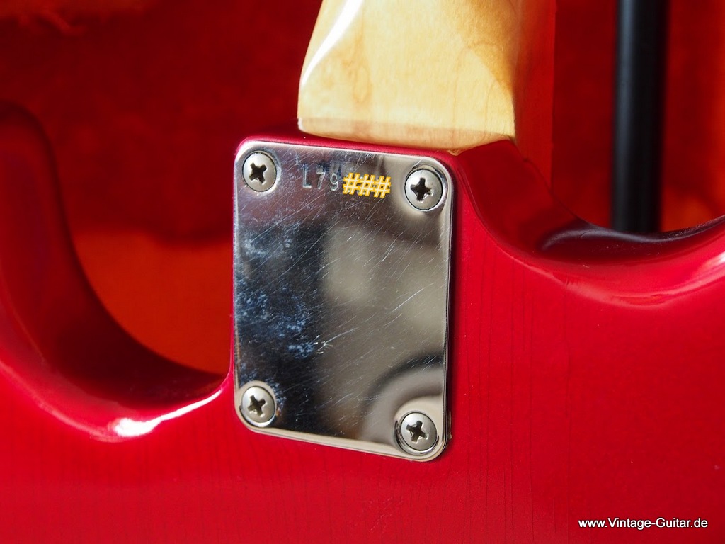 Fender_Stratocaster-1965_Candy-Apple-Red-016.jpg
