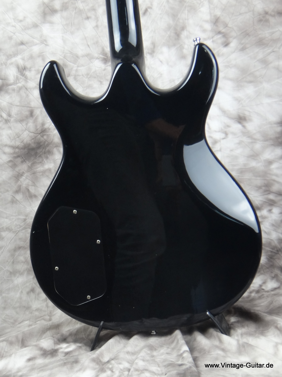 Fender-Esprit-Standard-1985-004.JPG