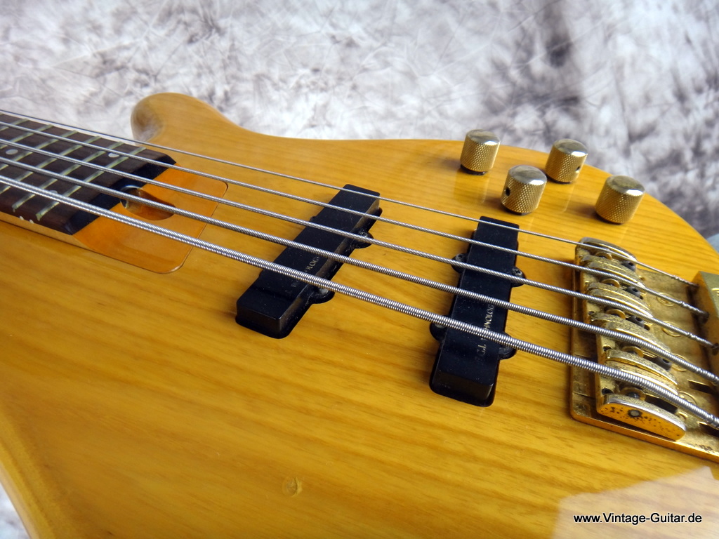 img/vintage/2052/Fernandes-Bass-5-string-009.JPG