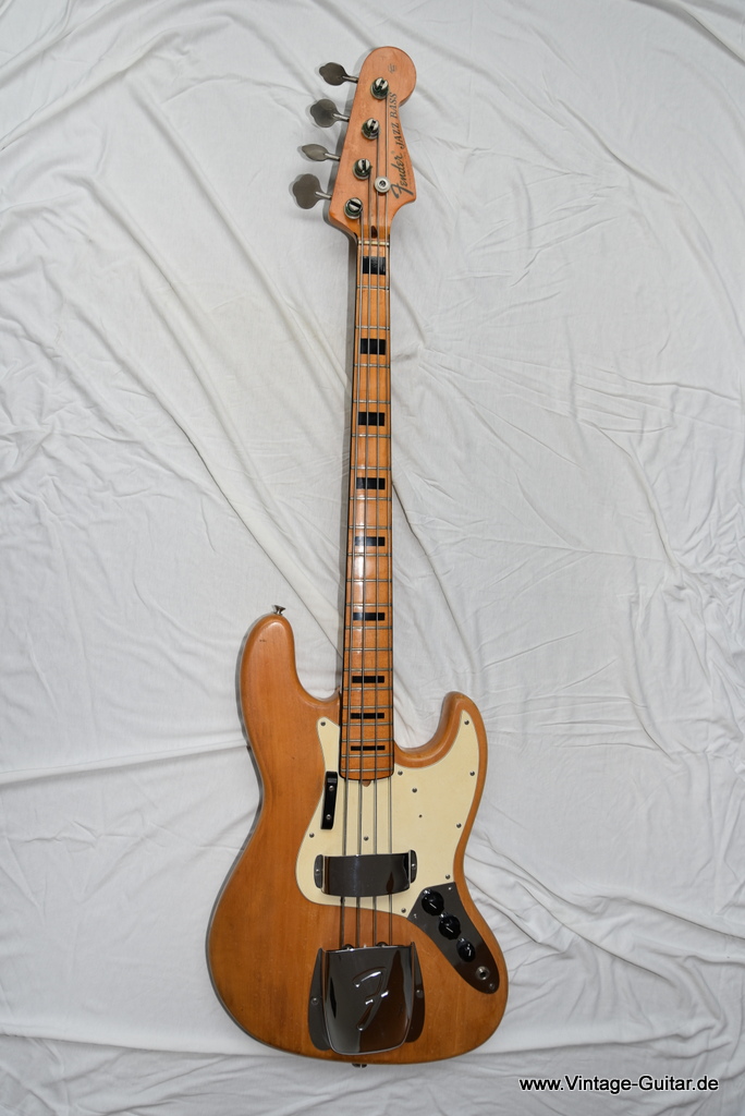 Jazz_Bass_Fender-1971_stipped-natural-001.JPG