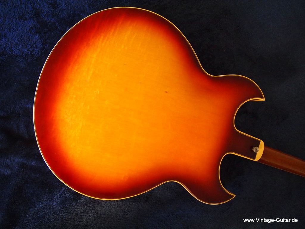 Gibson-Barney_Kessel-1964-sunburst-005.JPG