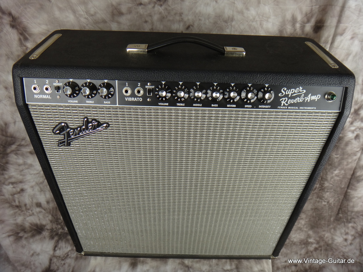 Fender_Super_Reverb_Blackface_1965-Reissue-002.JPG