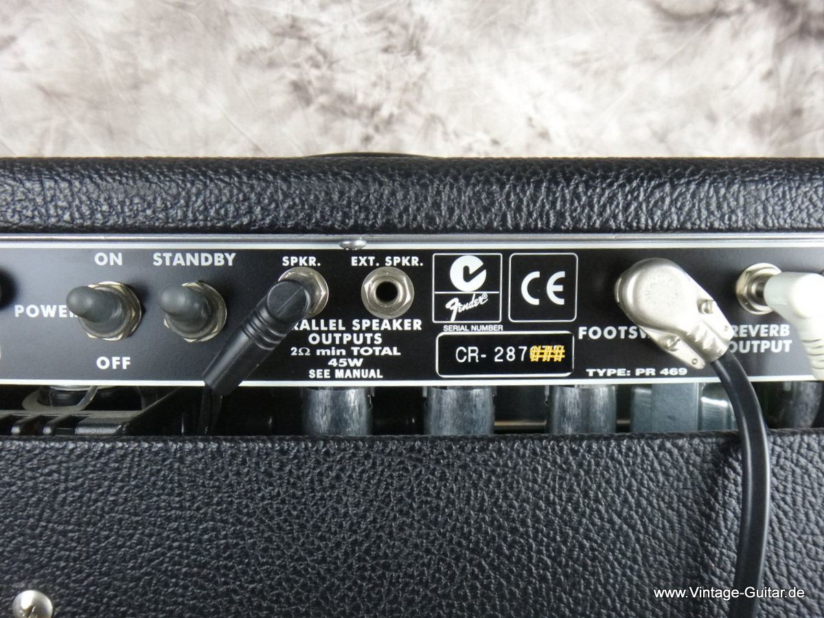 Fender_Super_Reverb_Blackface_1965-Reissue-004.JPG