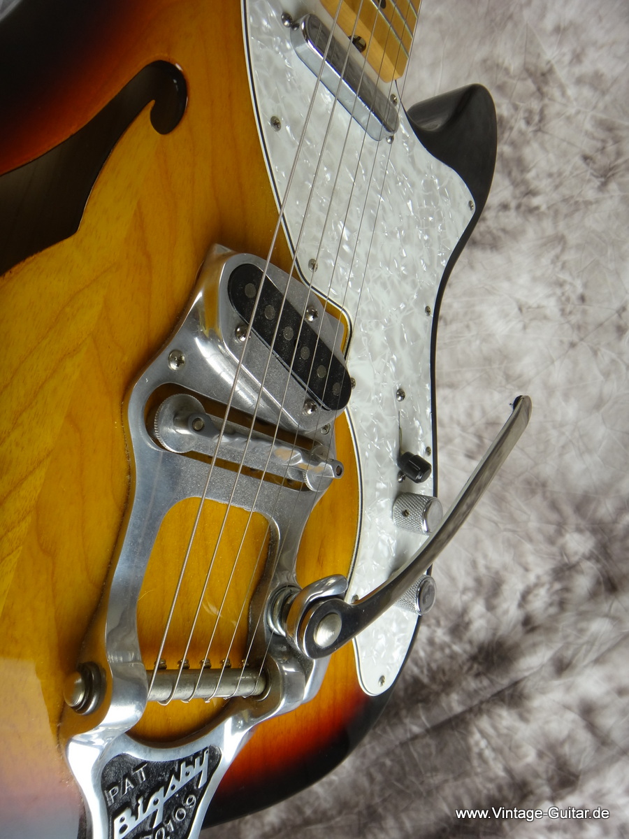 Fender-Telecaster-Thinline-1969-Reissue-007.JPG