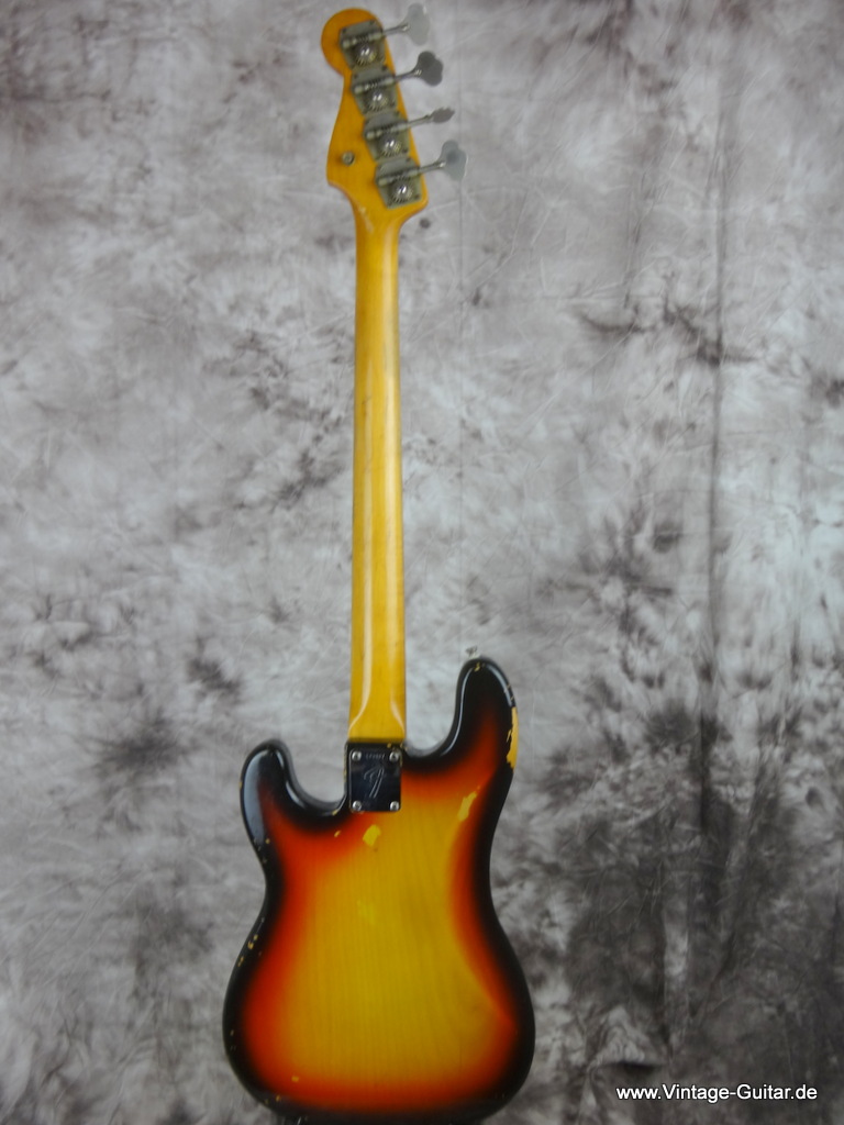 Fender-Precision-sunburst_bass_1966-004.JPG