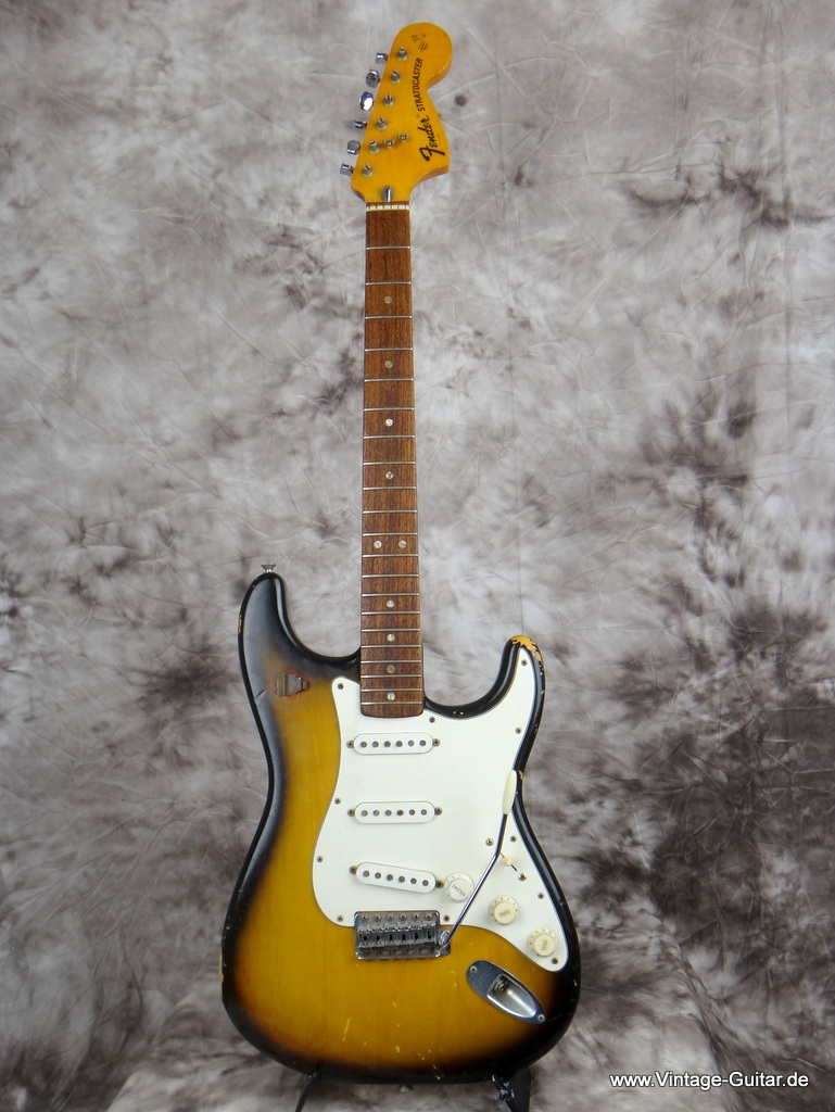 Fender-Stratocaster_sunburst_1973_3-001.JPG