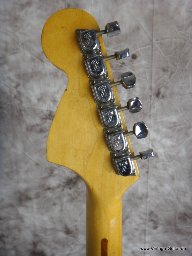 Fender-Stratocaster_sunburst_1973_3-006.JPG