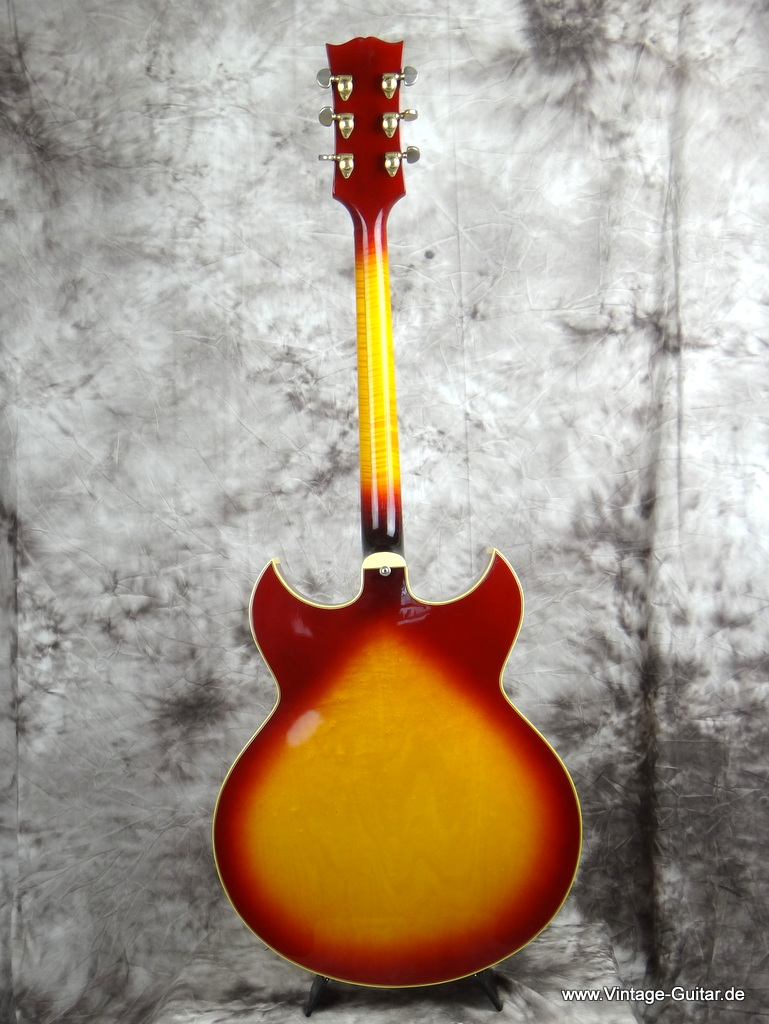 Gibson-Barney_Kessel_Custom_1966-003.JPG