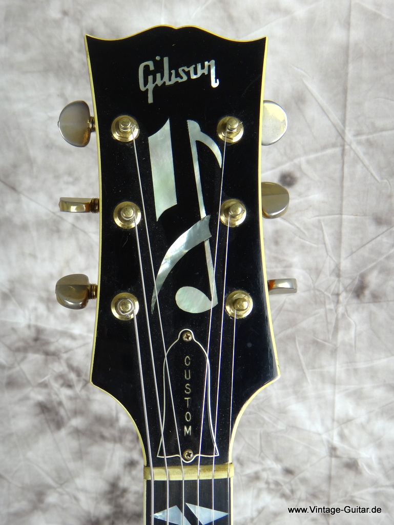 Gibson-Barney_Kessel_Custom_1966-005.JPG