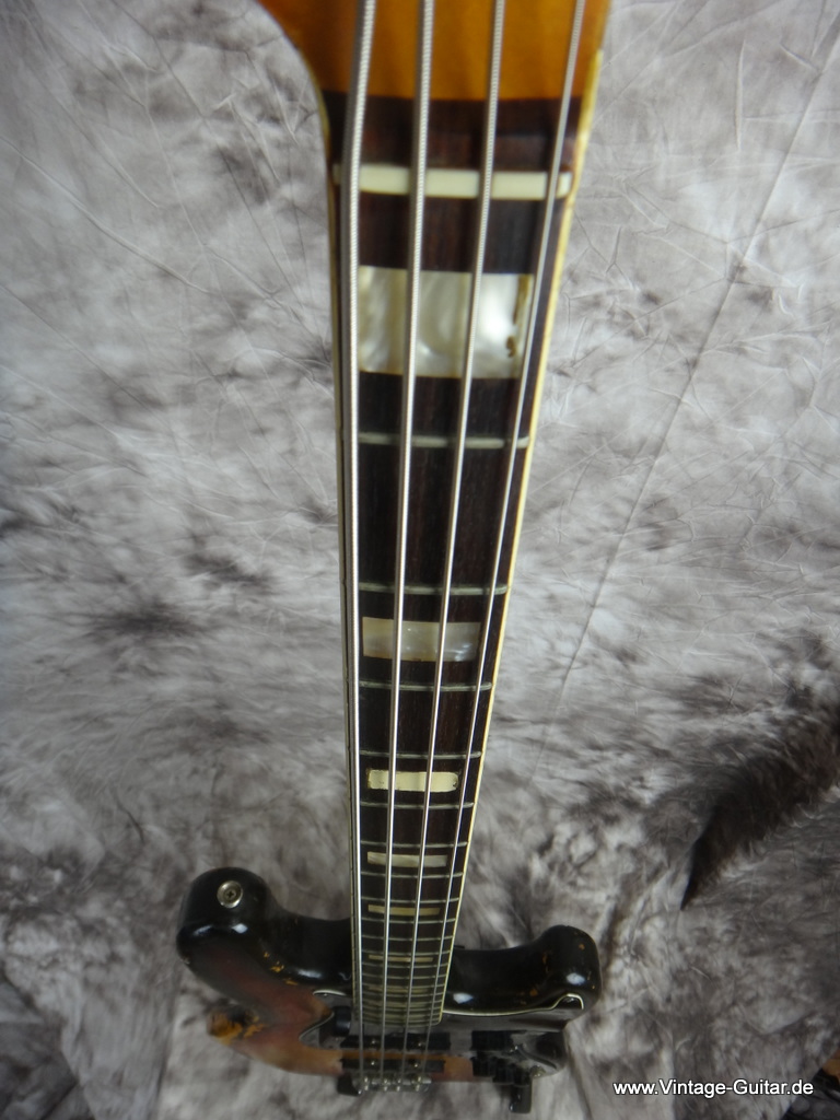 Fender-Jazz_Bass-sunburst_1973-006.JPG